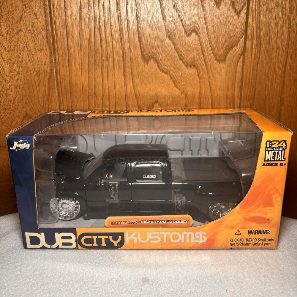 Jada Toys Dub City Kustoms 1999 Chevy Silverado Dooley 1:24 Diecast Black NIB